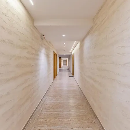 Mount Royal شقة زلاتيبور